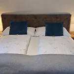 Almchalet Schuster בקתה Diex